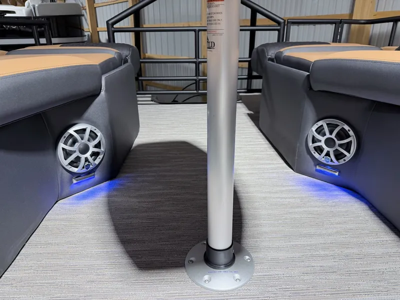 Slide: The Image of Sylvan L5 LZ DH 2026 interior with speakers and blue lighting. - 11