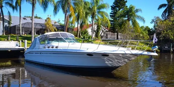 Slide: The Image of Sea Ray Express Cruiser 1994 - 10