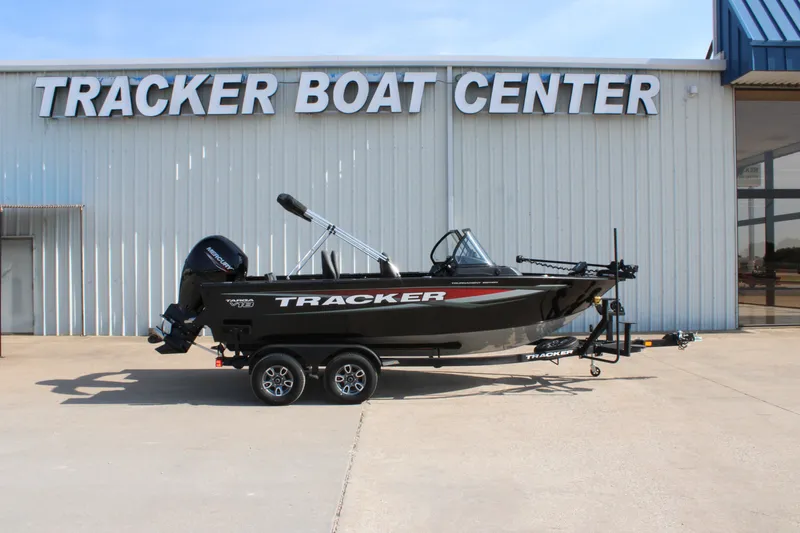 The Image of 2026 Tracker Targa V-18 Combo boat at Tracker Boat Center, parked on a trailer. - 0