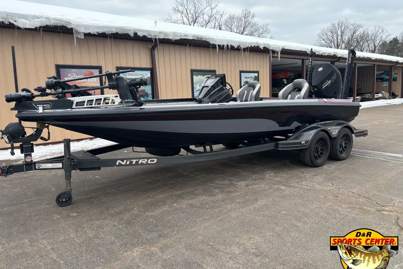 The Image of 2025 Nitro Z21 XL boat on trailer at D&R Sports Center. - 0