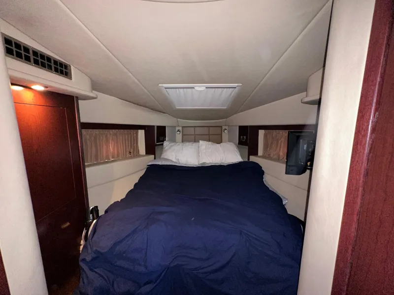 Slide: The Image of Interior of 2007 Sea Ray 36 Sedan Bridge, cozy bedroom. - 16