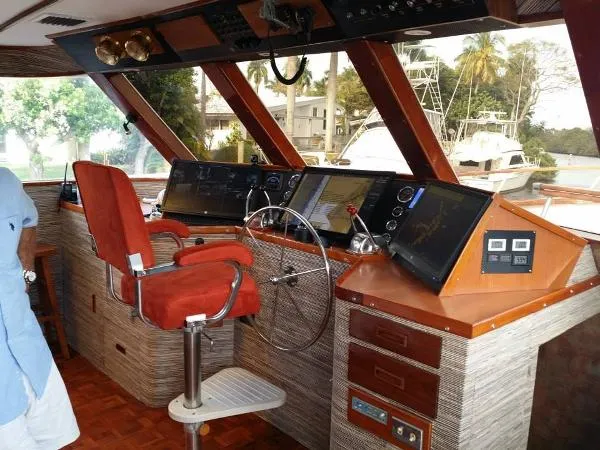 Slide: The Image of Broward Motor Yacht 1977 - 7