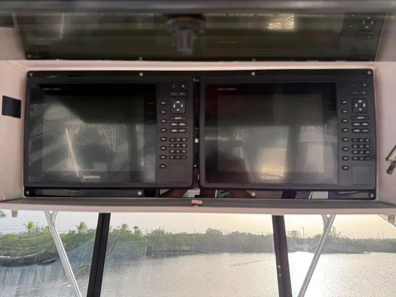 Slide: The Image of Garmin navigation systems on 1995 Luhrs Tournament 350 boat. - 13