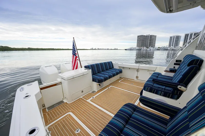 Slide: The Image of Hinckley 40X Renie Vie- Cockpit - 20