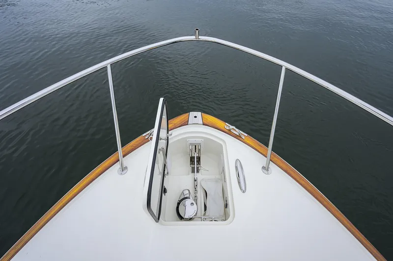 Slide: The Image of Hinckley 40X Renie Vie- Bow - 28