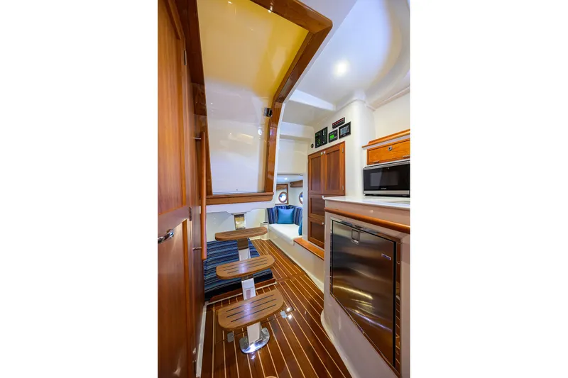 Slide: The Image of Hinckley 40X Renie Vie- Companion Way - 54