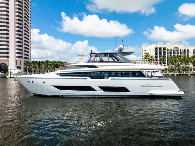 Slide: The Image of Ferretti 850 2018 - 102