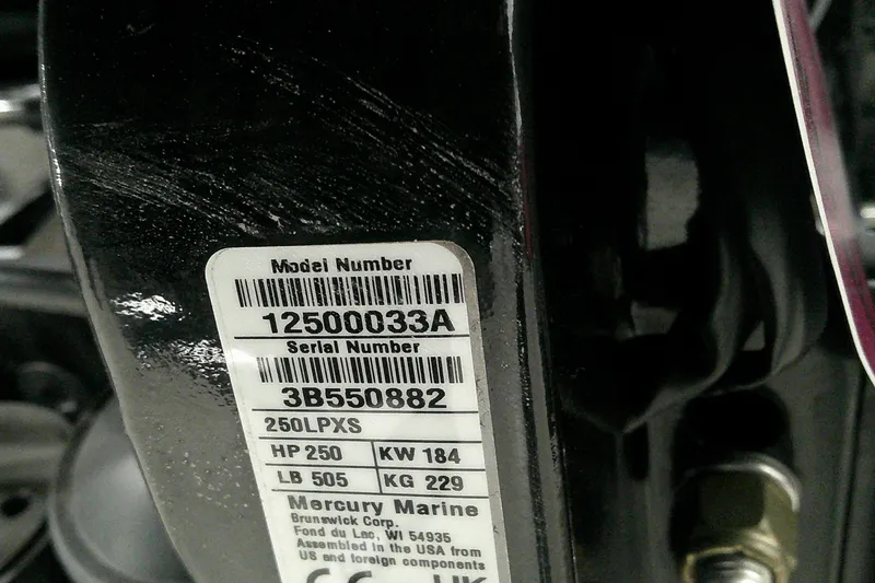 Slide: The Image of Label on Mercury Marine engine, model 250LPXS, showing serial and model numbers. Nitro Z21 XL 2025. - 6