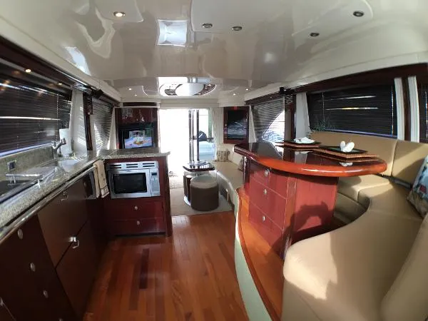 Slide: The Image of Sea Ray 580 Sedan Bridge 2007 - 3