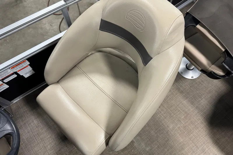 Slide: The Image of 2022 Sun Tracker Bass Buggy 18 DLX beige boat seat, top view. - 12