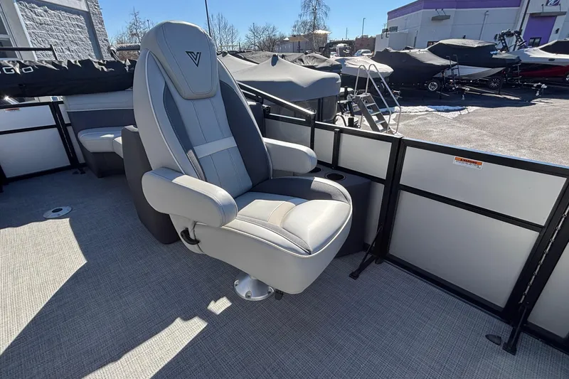 Slide: The Image of Luxurious Viaggio X24U 2026 boat seat with sleek design and comfortable upholstery. - 9
