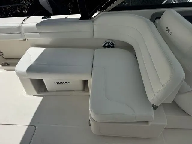 Slide: The Image of Robalo R317 Dual Console 2021 - 22