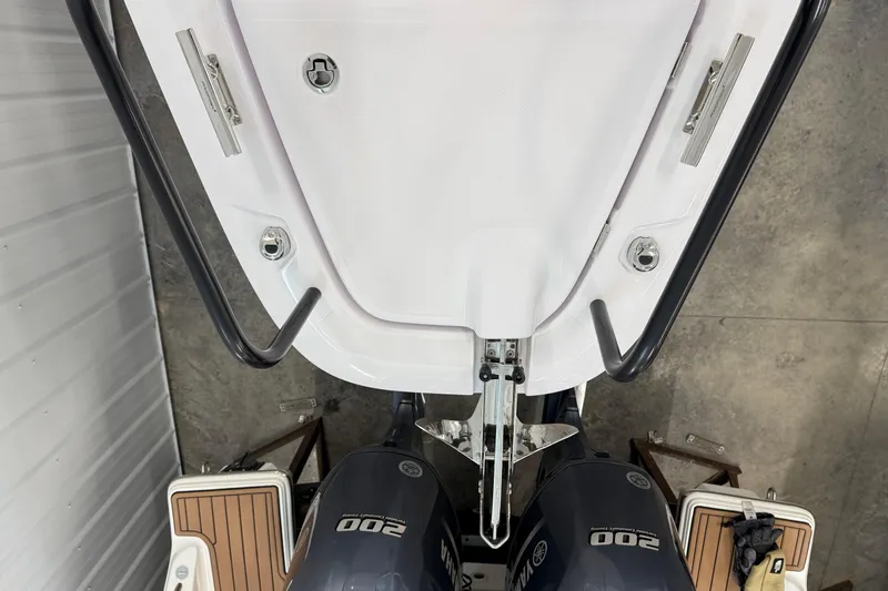 Slide: The Image of Top view of 2023 Axopar 25 Cross Bow with dual Yamaha 200 engines. - 16