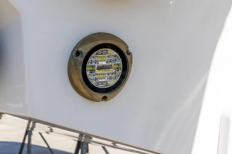 Slide: The Image of Close-up of 2026 Edgewater 285CC boat light fixture. - 13