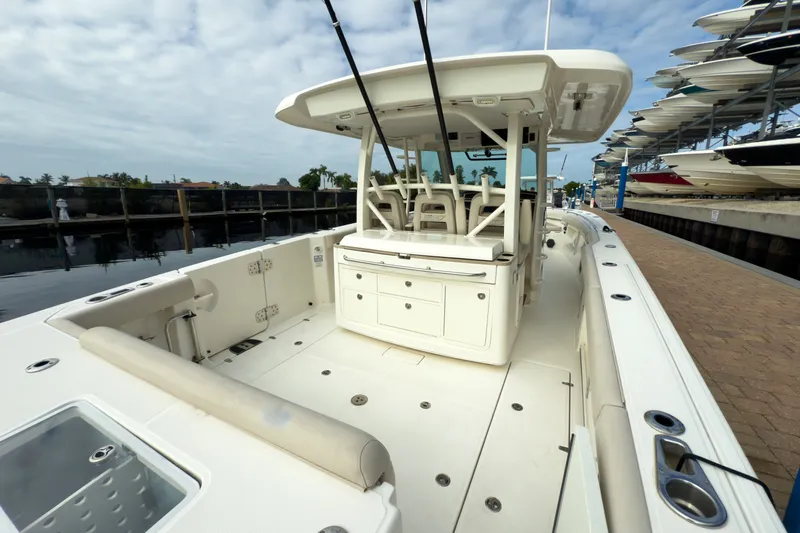 Slide: The Image of Boston Whaler 380 Outrage 2019 - 6