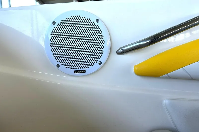 Slide: The Image of Speaker and handle on 2007 Glastron GT 205 boat interior. - 37