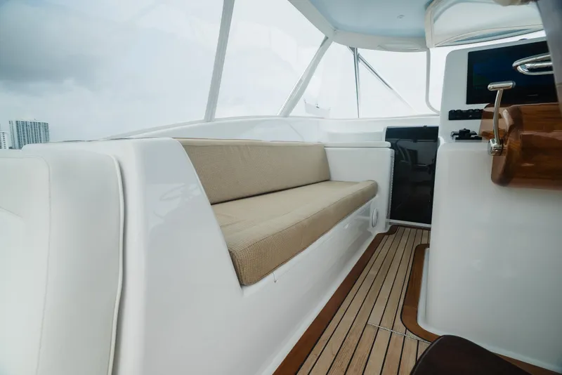 Slide: The Image of Helm deck seating - 18