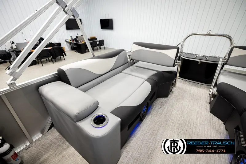 Slide: The Image of 2026 Avalon LSZ QLS boat interior with luxurious seating and modern design. - 27