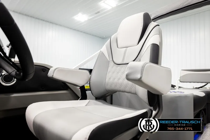 Slide: The Image of Luxurious 2026 Avalon LSZ QLS boat seat with modern design and armrests in a showroom. - 43