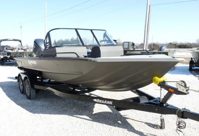 Slide: The Image of SeaArk Protege 200 2026 - 8