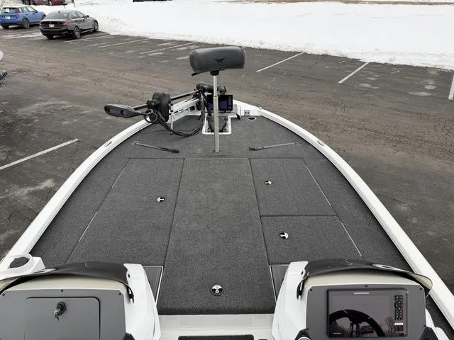 Slide: The Image of Vexus AVX2100 2026 - 8