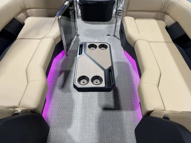 Slide: The Image of Evotti 723 QL 2026 - 11