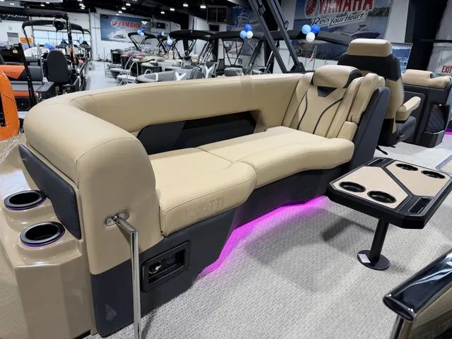 Slide: The Image of Evotti 723 QL 2026 - 15