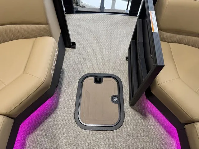 Slide: The Image of Evotti 723 QL 2026 - 27