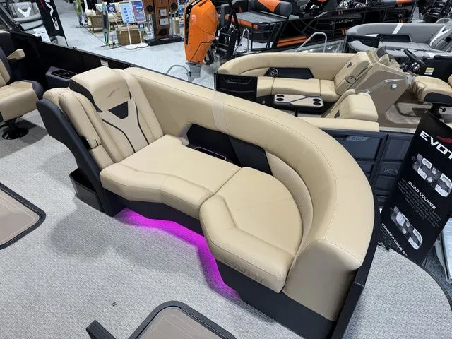 Slide: The Image of Evotti 723 QL 2026 - 6