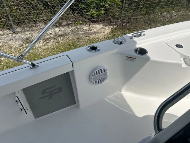 Slide: The Image of Sea Pro 210 DLX BAY 2024 - 14