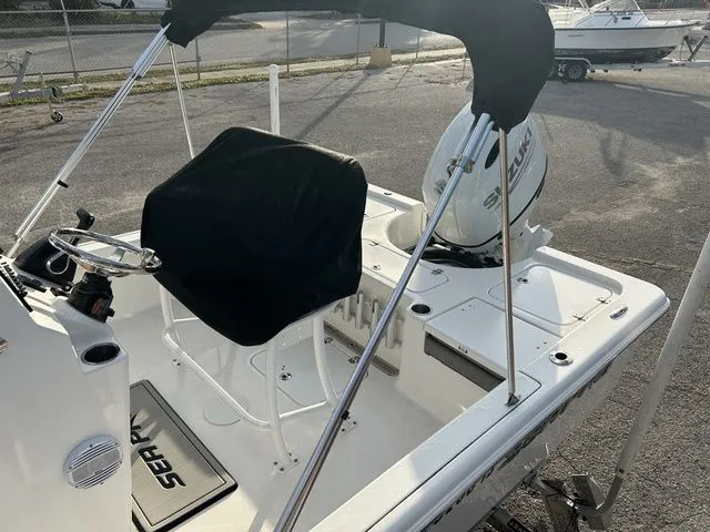 Slide: The Image of Sea Pro 210 DLX BAY 2024 - 4