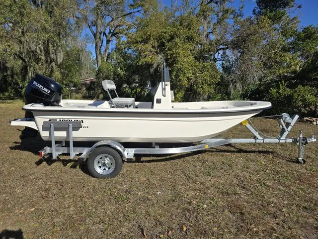 The Image of Carolina E16JVX CC 2026 - 1