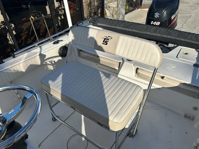 Slide: The Image of Carolina 19UE 2016 - 6