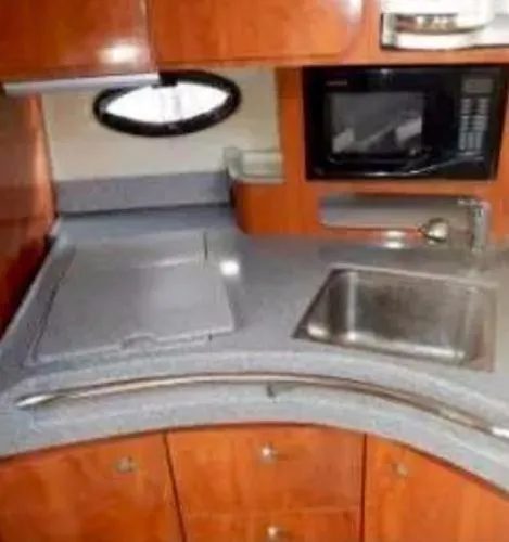 Slide: The Image of Larson Express Cruiser 2007 - 6