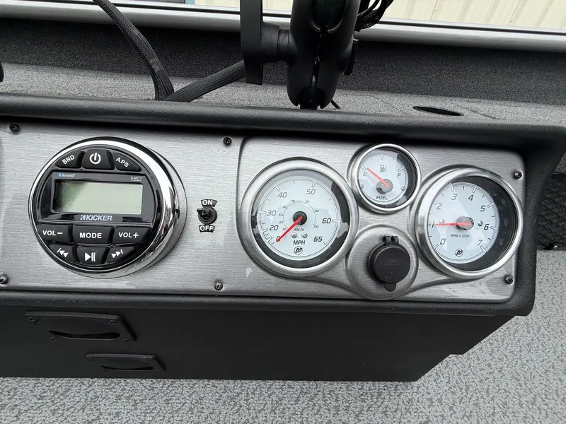 Slide: The Image of Lund 1875 Pro Guide 2024 - 31