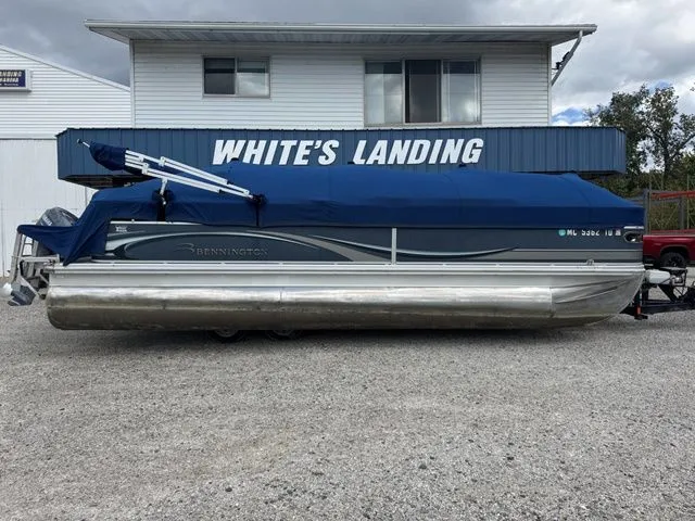 The Image of Bennington 2277RFSi 2008 - 1