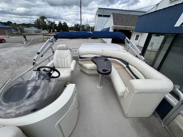 Slide: The Image of Bennington 2277RFSi 2008 - 9