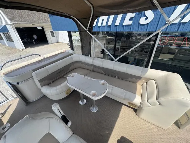 Slide: The Image of Aqua 220 RE 2005 - 10