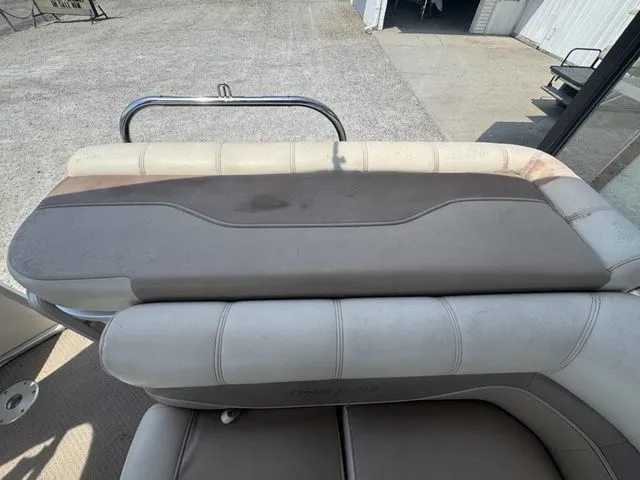 Slide: The Image of Godfrey 220 RE 2005 - 11