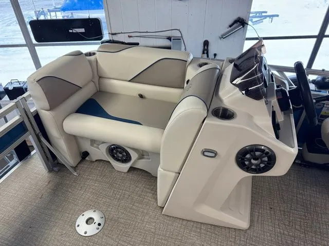 Slide: The Image of Avalon VEN 1775 RF 2023 - 11