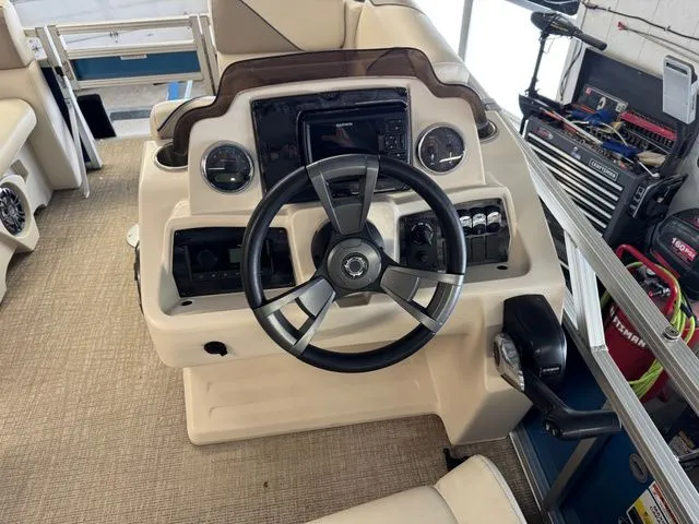 Slide: The Image of Avalon VEN 1775 RF 2023 - 12