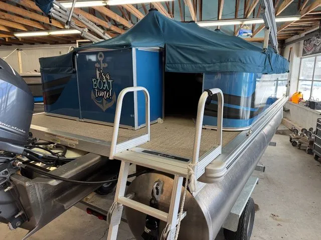 Slide: The Image of Avalon VEN 1775 RF 2023 - 17