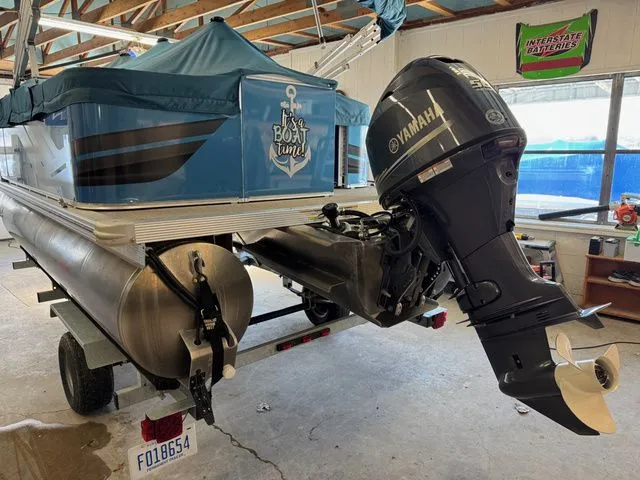 Slide: The Image of Avalon VEN 1775 RF 2023 - 4