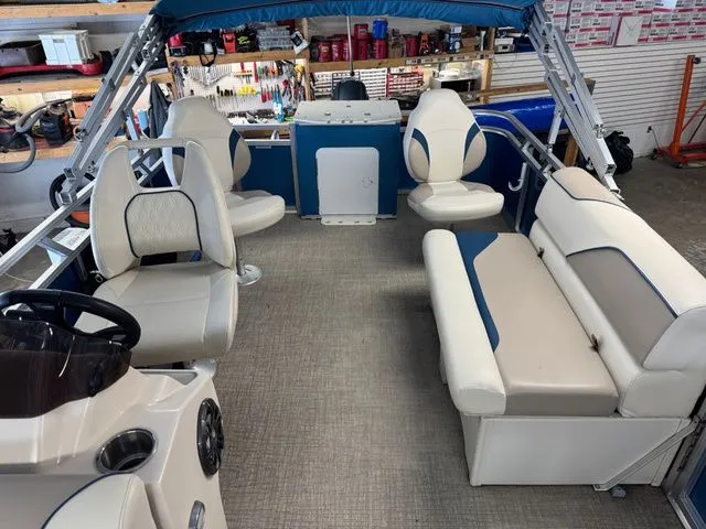 Slide: The Image of Avalon VEN 1775 RF 2023 - 9