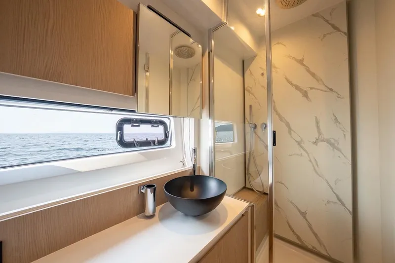 Slide: The Image of Azimut Fly 53 2023 - 86