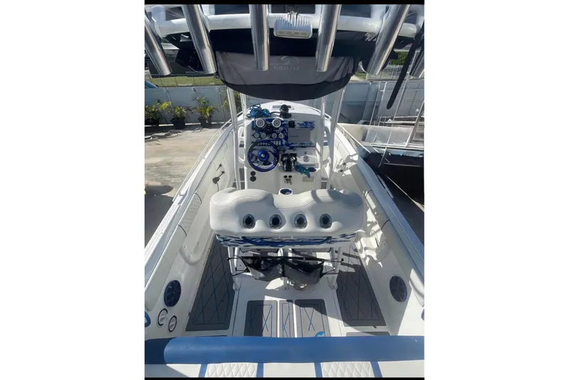 Slide: The Image of 2010 Glasstream 280 SCX boat interior with modern dashboard and seating. - 10