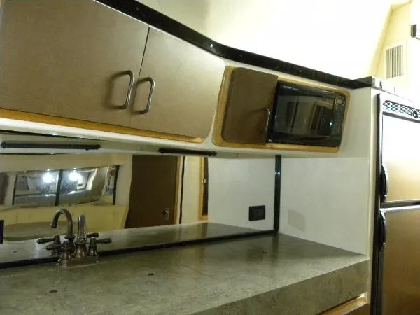 Slide: The Image of Delta Boat Company 36 SFX 2006 - 8