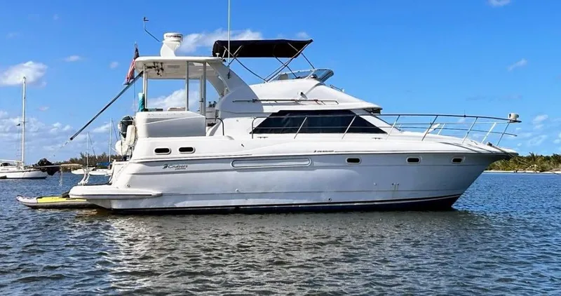 The Image of 2001 Cruisers Yachts 3750 Motoryacht on calm water. - 0