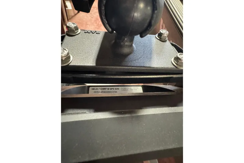 Slide: The Image of 2019 War Eagle 648LDV with Helix 7 CHIRP SI GPS G2N mount. - 10