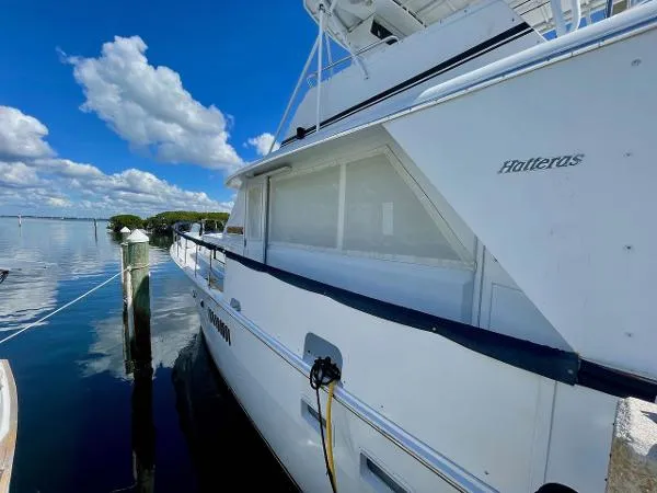 Slide: The Image of Hatteras 58 Yacht Fisherman 1977 - 5